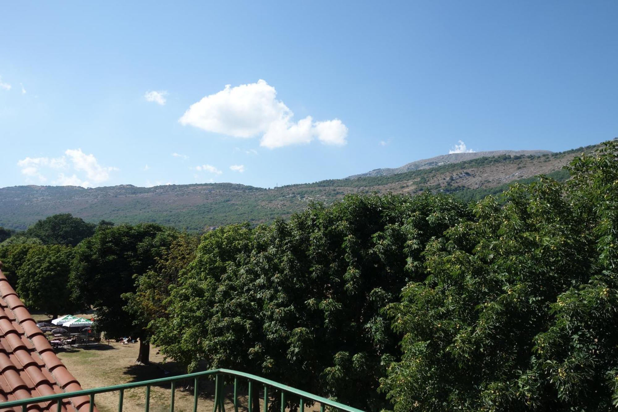 Hotel Le Prejoly Saint-Vallier-de-Thiey Ruang foto