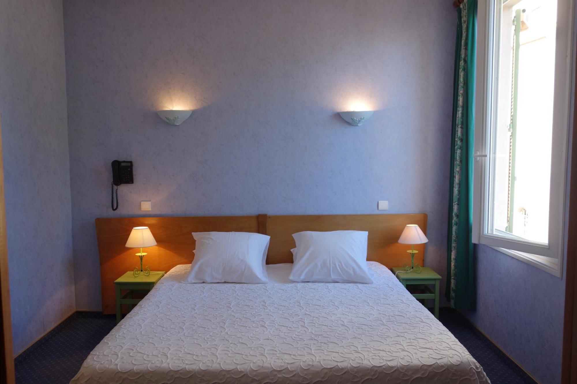 Hotel Le Prejoly Saint-Vallier-de-Thiey Ruang foto