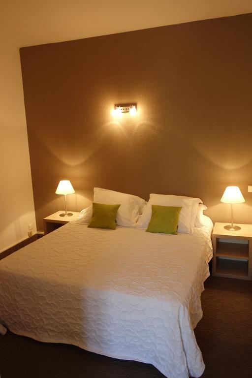 Hotel Le Prejoly Saint-Vallier-de-Thiey Bagian luar foto