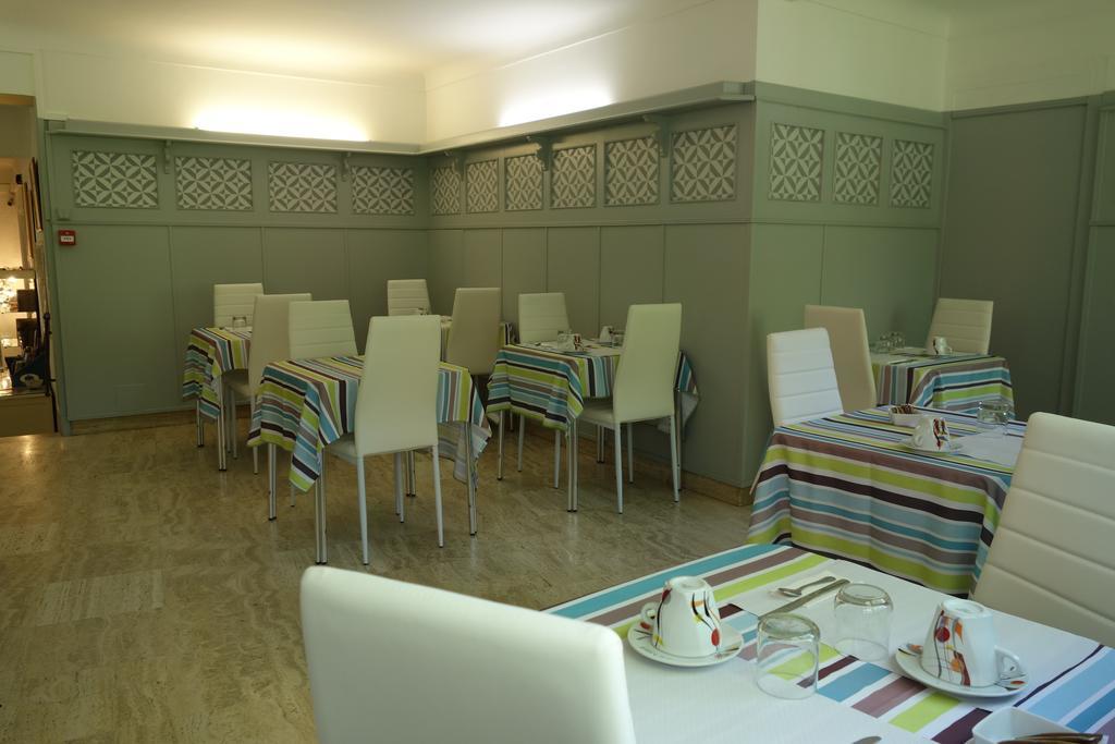 Hotel Le Prejoly Saint-Vallier-de-Thiey Bagian luar foto